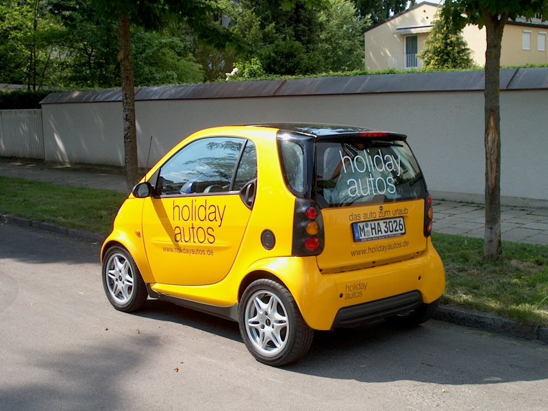 Holiday Autos Car 01